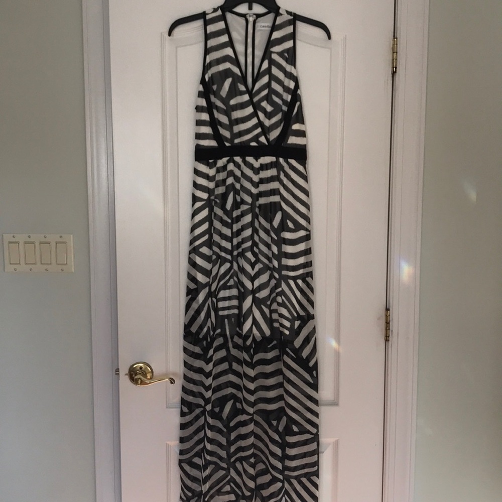 Black and white summer maxi dress